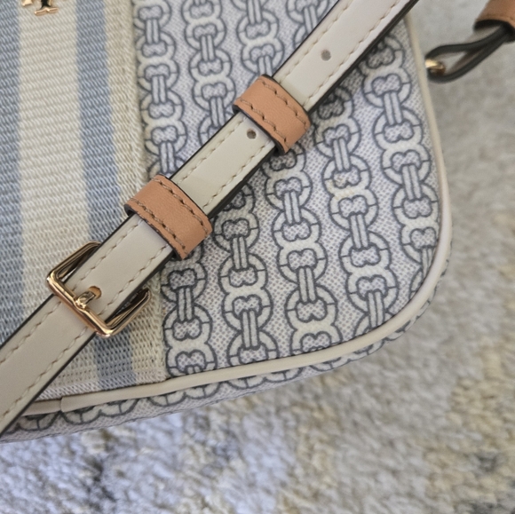 Tory Burch Gemini Crossbody - Picture 8 of 8